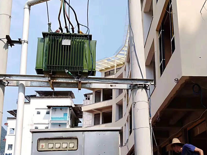 Instalação de transformador de caixa de estilo europeu em área residencial em Guangxi